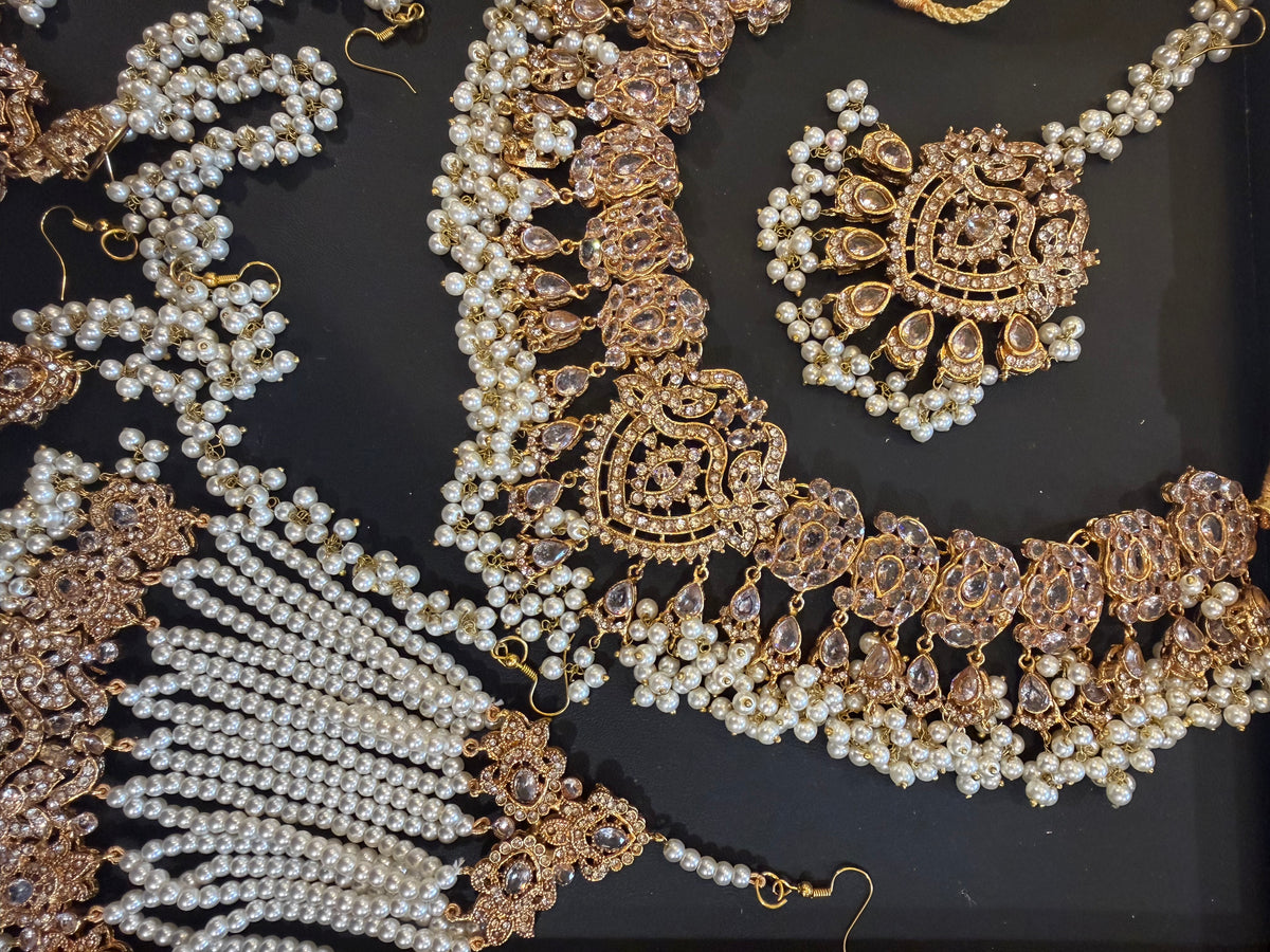 Pearl and Gold Bridal Set